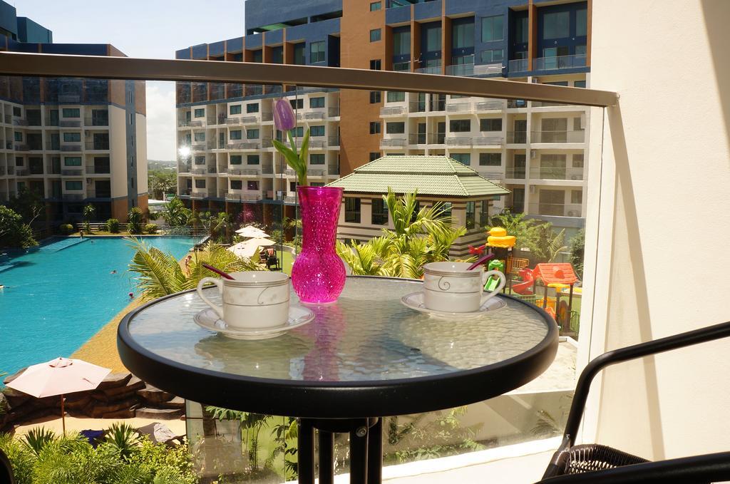 Pool View In Laguna Beach Resort 2 Джомтиен Бийч Екстериор снимка